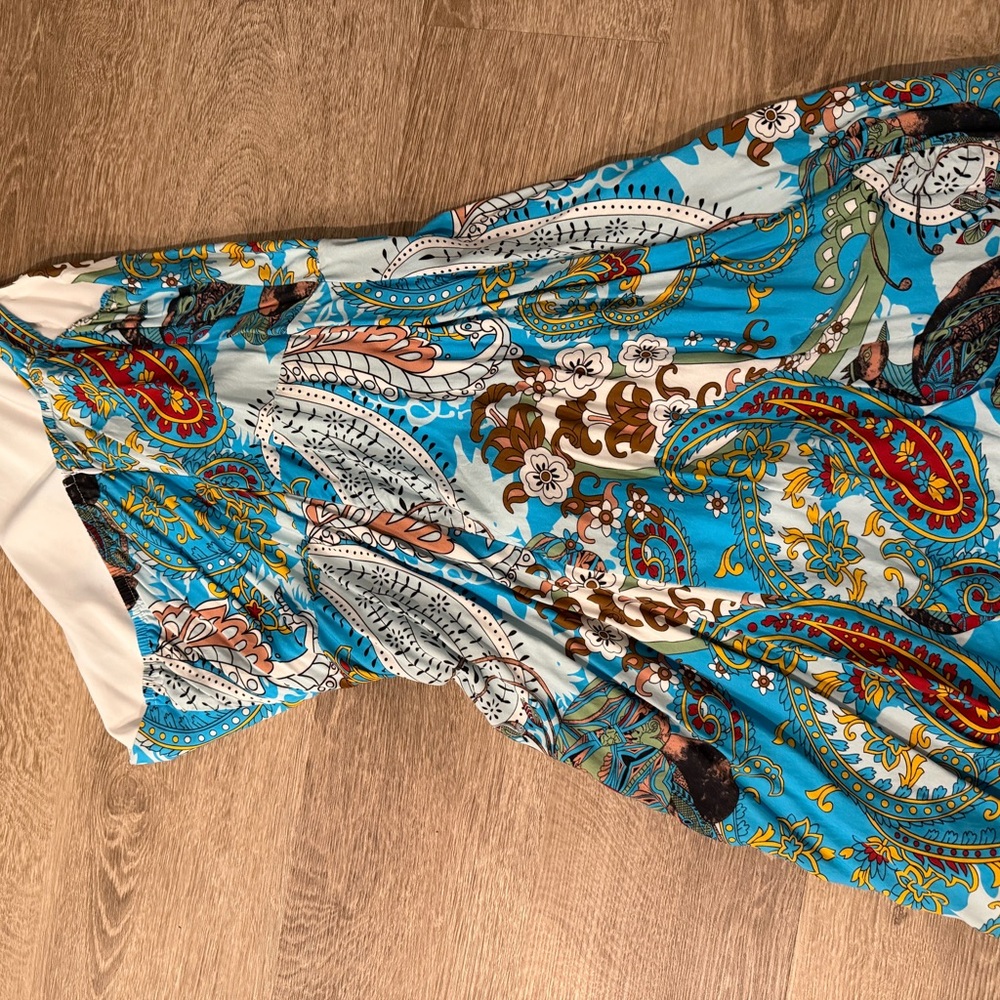 Elegant Blue Paisley One-Shoulder Dress - Picture 3 of 4